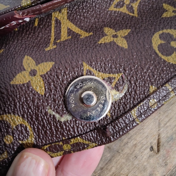 DAMAGED 80s Louis Vuitton LV large wallet Vintage multi pocket DAMAGED project - Picture 9 of 16